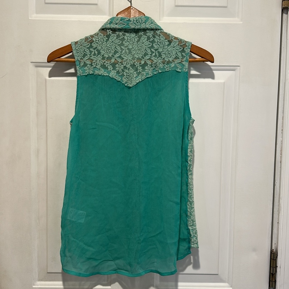 Miss Me Sheer Lace Sleeveless Button Up Top - Picture 2 of 5